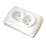 Розетка 2-м СП Маргарита 16А IP20 без заземл. бел. UNIVersal М0102